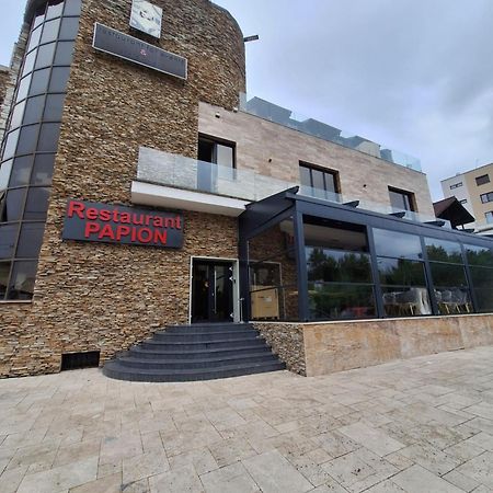 Hotel Papion Букурещ Екстериор снимка