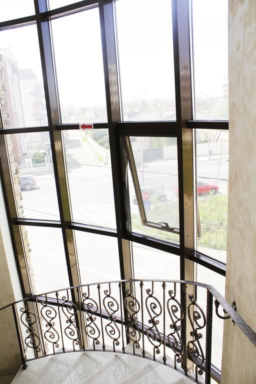 Hotel Papion Букурещ Екстериор снимка