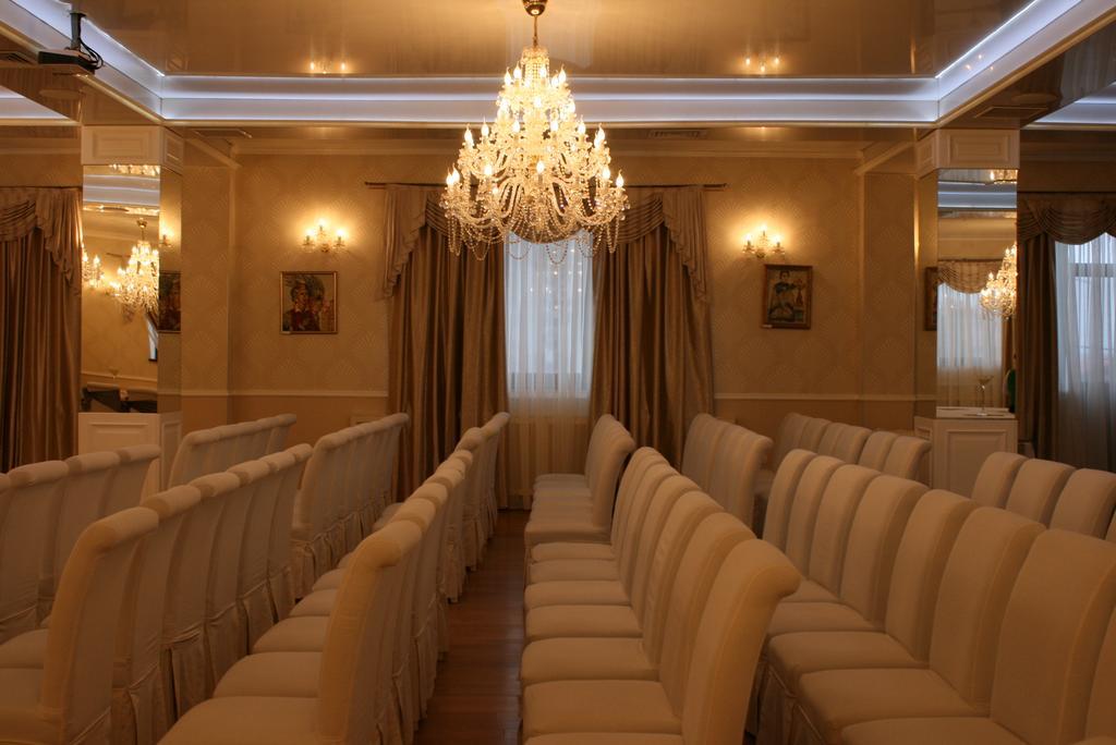 Hotel Papion Букурещ Екстериор снимка