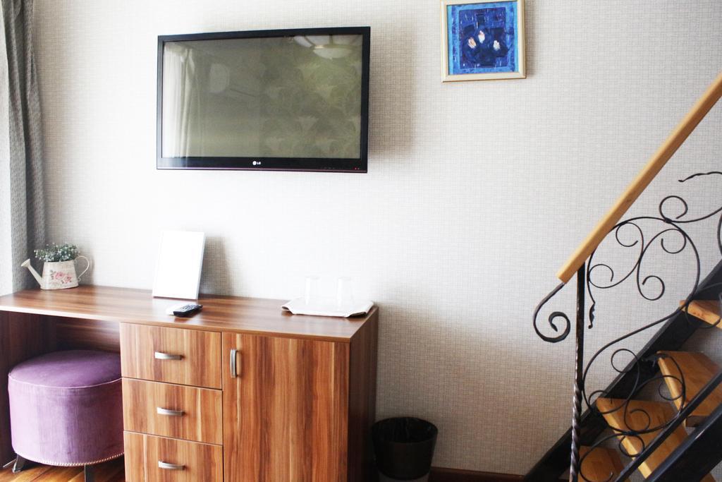 Hotel Papion Букурещ Екстериор снимка