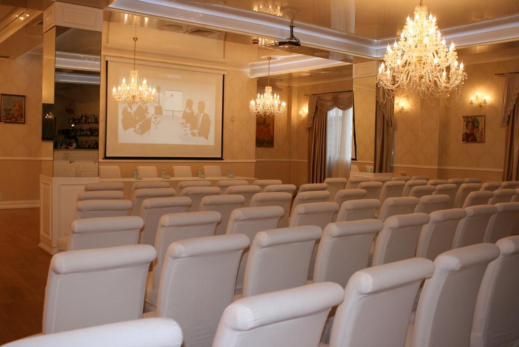 Hotel Papion Букурещ Екстериор снимка